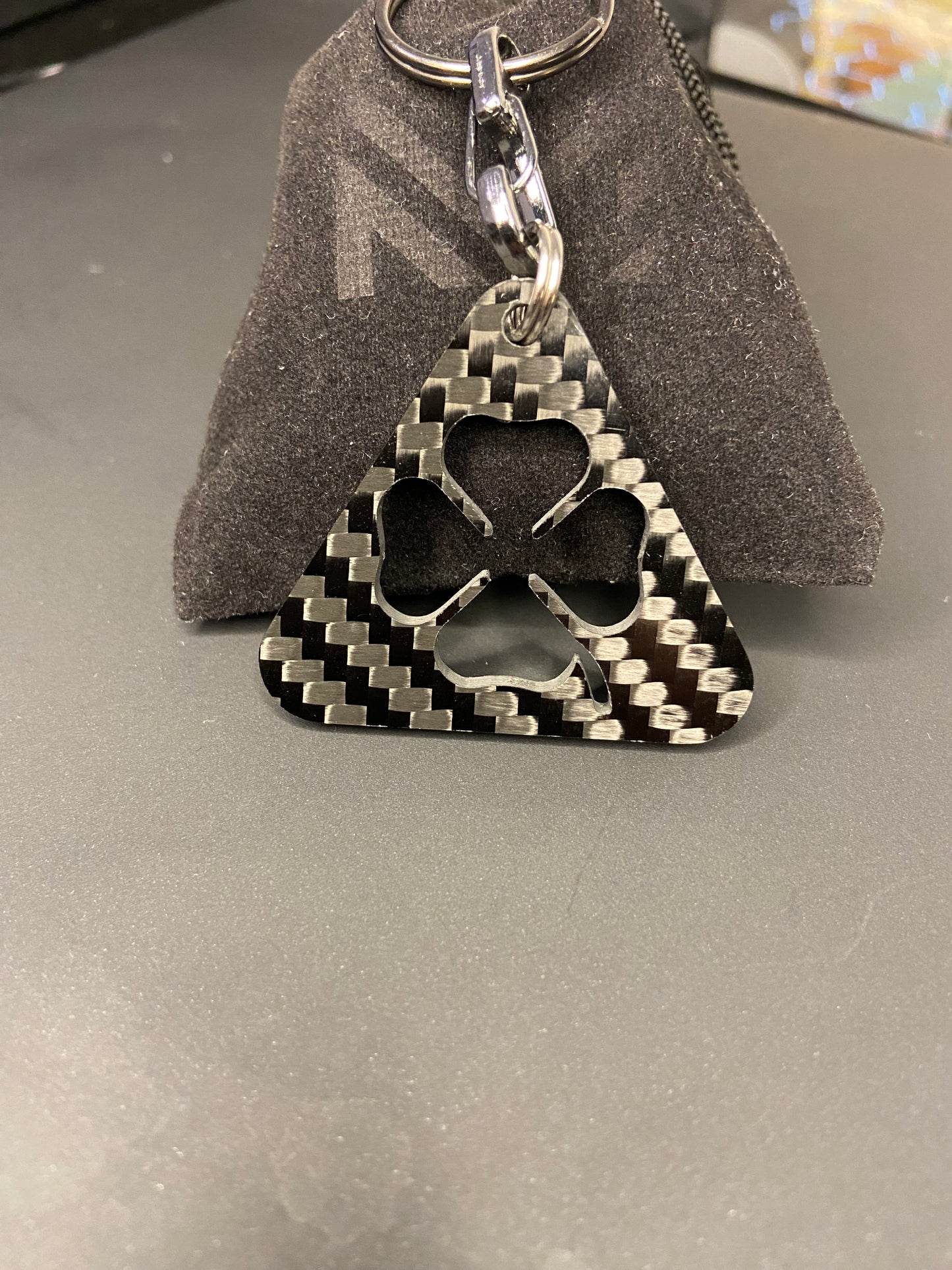 Alfa Romeo Quadrifoglio keychain